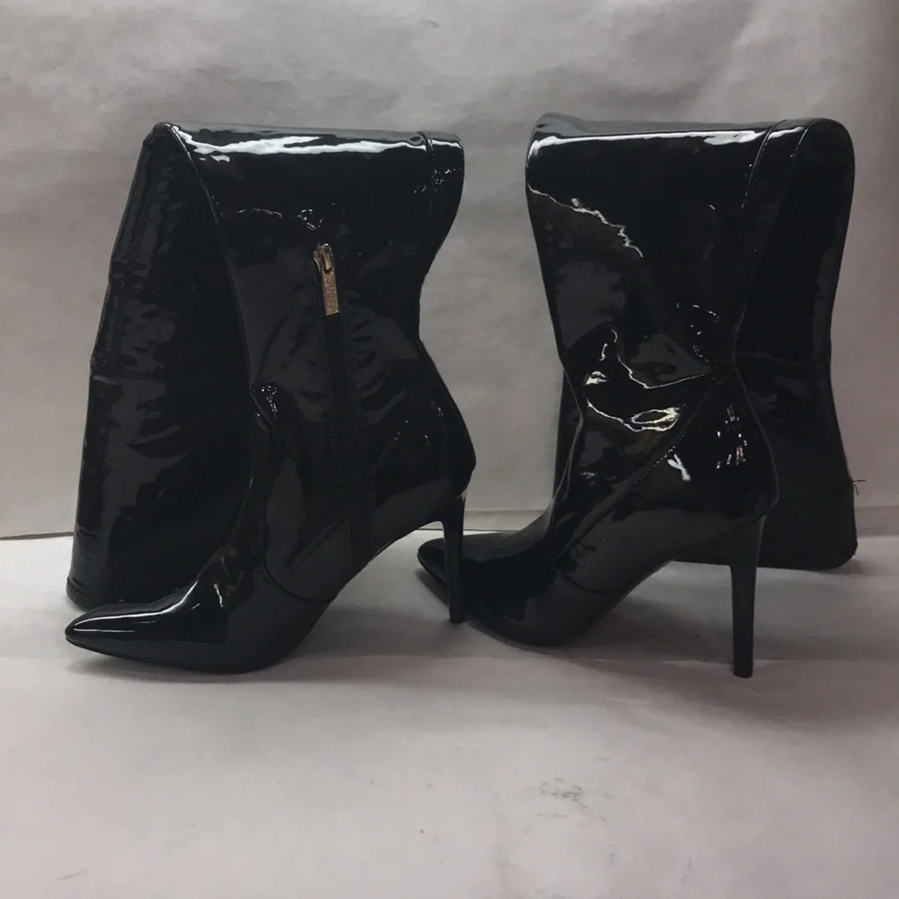 NWOB Guess Bowey Black Patent Stretch Over the Knee Stiletto Boots